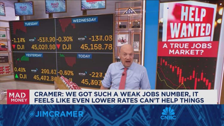We got such a weak jobs number, even lower rates can't help things, says Jim Cramer