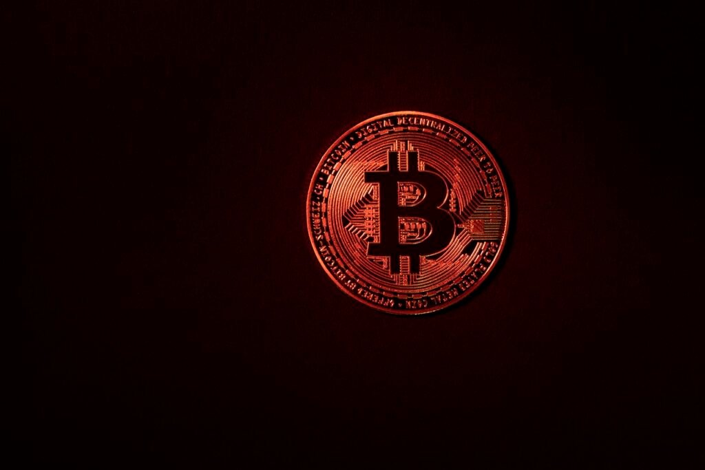 Bitcoin Weekly RSI Points To More Upside, But Can the Bulls Defend $107,000?