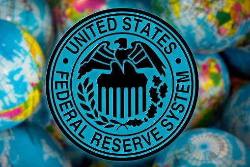 Fed minutes leans dovish, but no scope for rapid easing